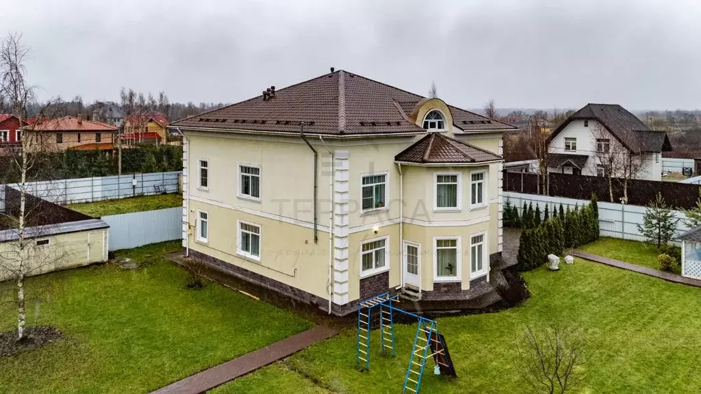 Дом в Санкт-Петербург пос. Александровская, ул. Краснокутская, 27к9 ... - Фото 1