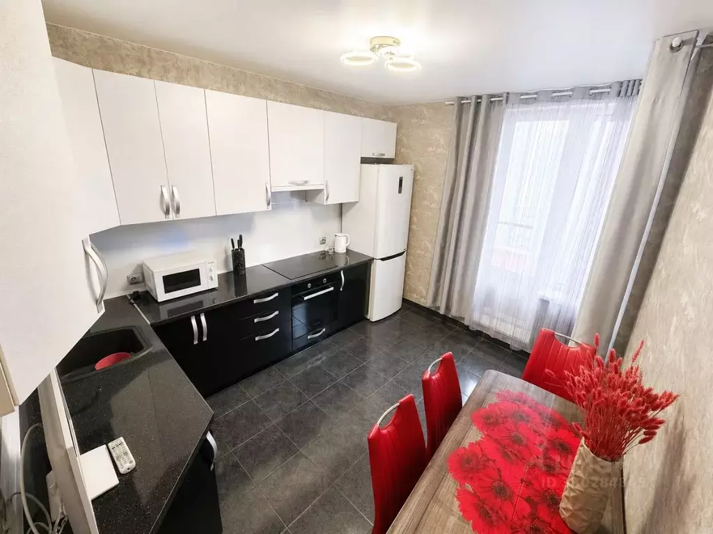 1-к кв. Санкт-Петербург ул. Маршала Казакова, 60к1 (40.6 м) - Фото 1