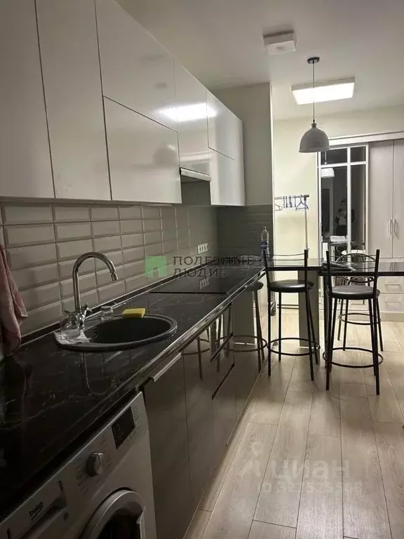 Студия Белгородская область, Белгород ул. Семейная, 19 (30.3 м) - Фото 1