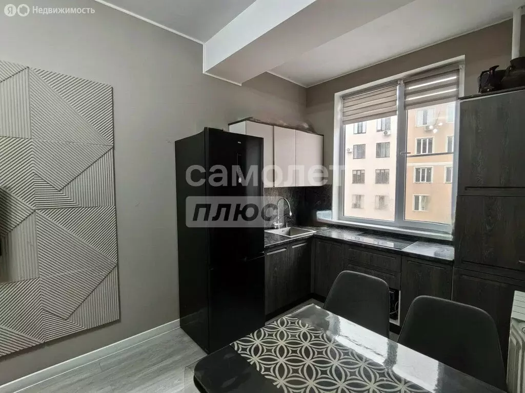 1-комнатная квартира: Махачкала, улица Эльзы Ибрагимовой, 5к10 (54 м) - Фото 2