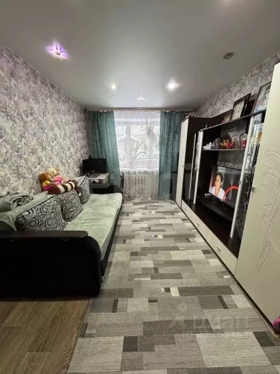 2-к кв. Нижегородская область, Выкса ул. Симы Битковой, 27 (40.4 м) - Фото 1