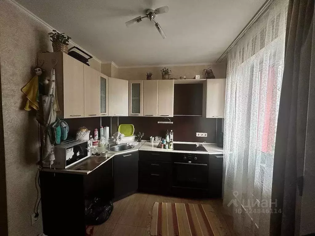 2-к кв. Тюменская область, Тюмень ул. Прокопия Артамонова, 4 (49.8 м) - Фото 1