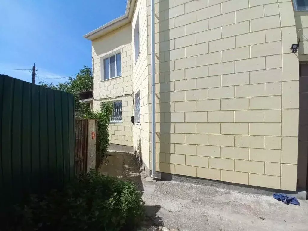 Дом в Крым, Феодосия ул. Русская (65 м) - Фото 1