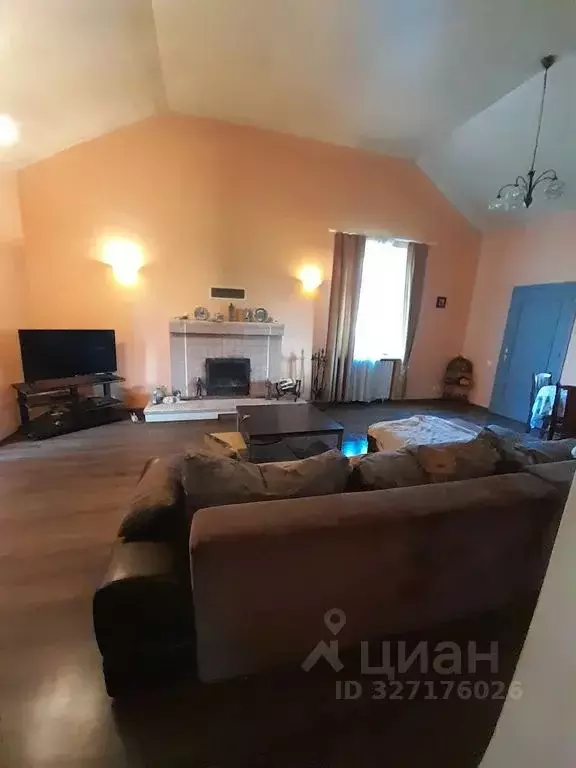 Дом в Калужская область, Таруса Серебряный Век мкр,  (240 м) - Фото 1