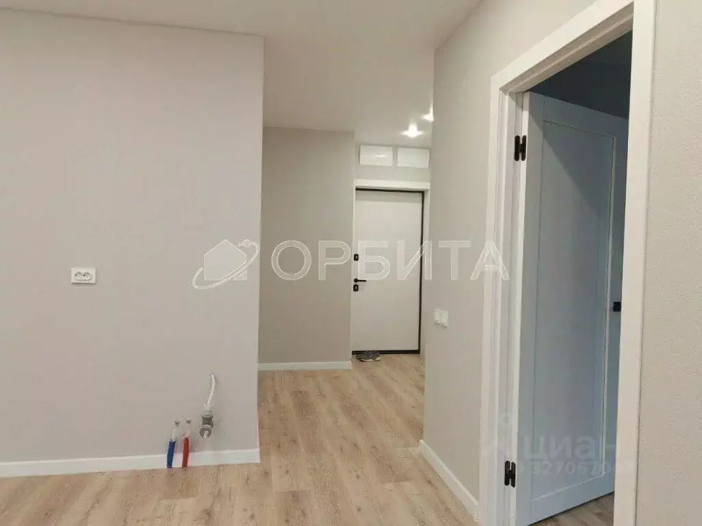 1-к кв. Тюменская область, Тюмень ул. Новоселов, 96 (35.0 м) - Фото 1