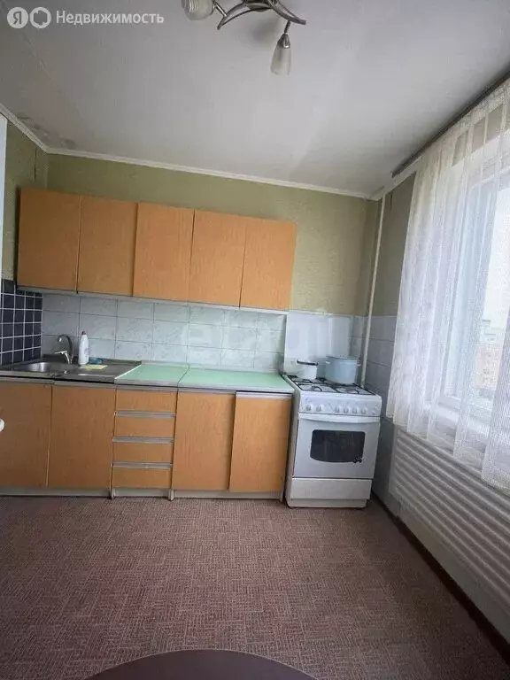 3-комнатная квартира: Усинск, улица Нефтяников, 36 (65.4 м) - Фото 1