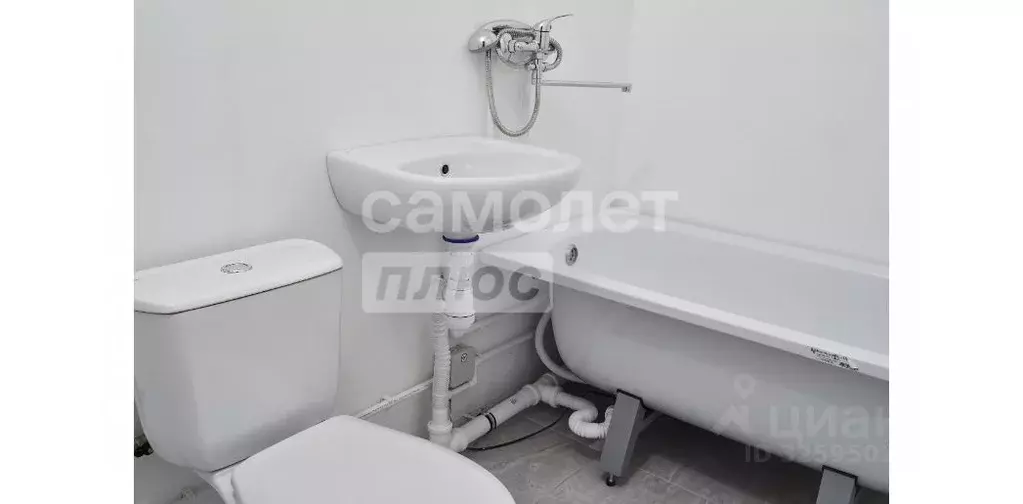 Студия Челябинская область, Снежинск ул. Маршала Чуйкова, 30 (24.23 м) - Фото 2