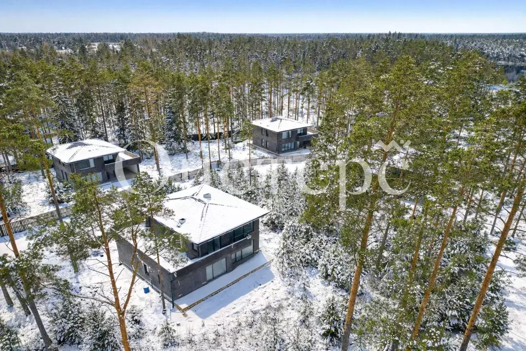 Коттедж в Ленинградская область, Приозерский район, Запорожское с/пос, ... - Фото 1