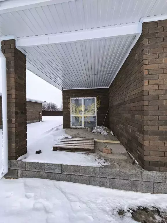 Дом в Белгородская область, Старооскольский городской округ, с. ... - Фото 2