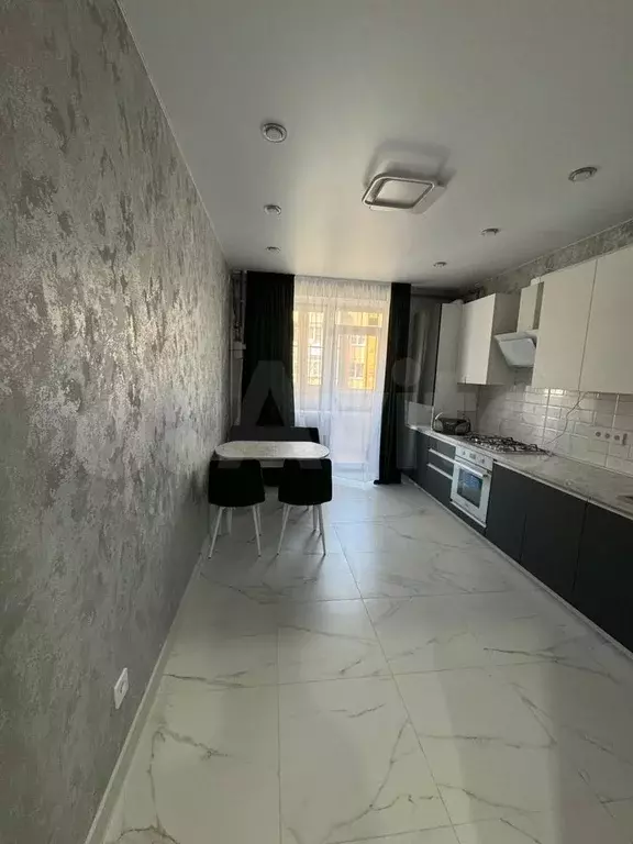 1-к. квартира, 41 м, 1/3 эт. - Фото 0