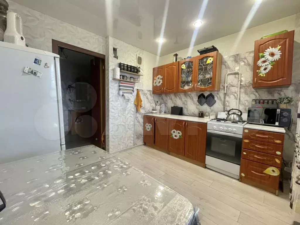 3-к. квартира, 70 м, 5/5 эт. - Фото 0