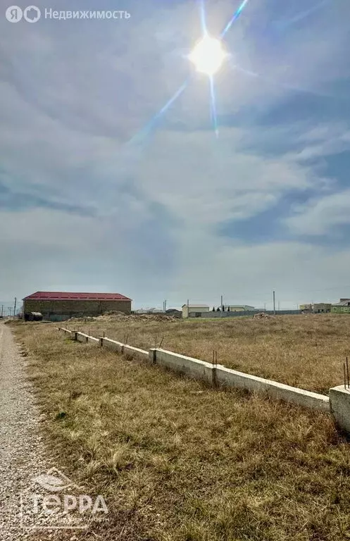 Участок в село Межводное, Карлеутская улица (9.4 м) - Фото 1