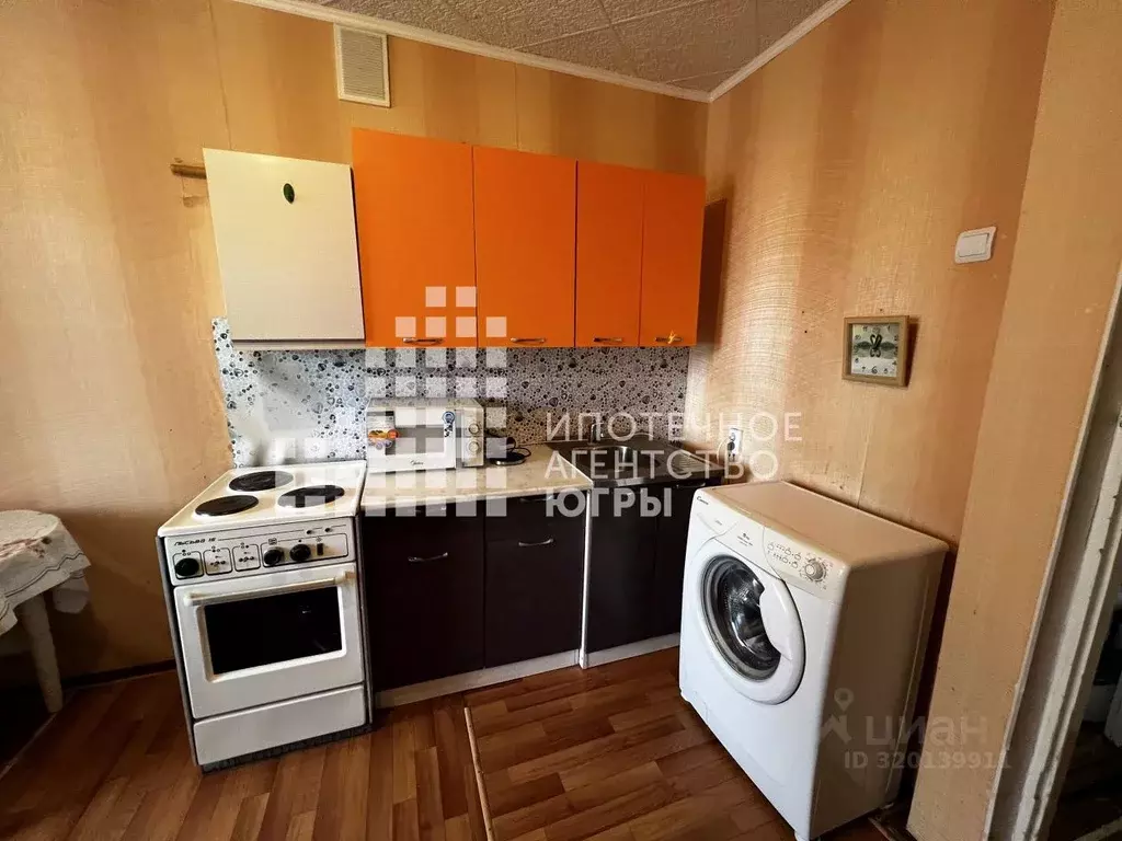 1-к кв. Ханты-Мансийский АО, Ханты-Мансийск ул. Калинина, 22А (33.0 м) - Фото 0