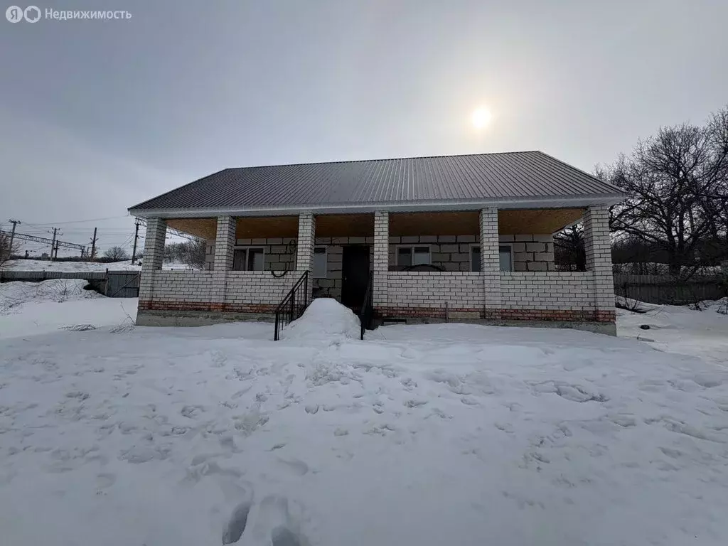 Дом в село Александровка, Заречная улица, 22 (117.3 м) - Фото 1