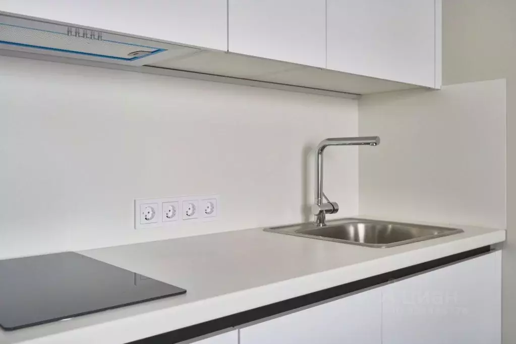 Студия Липецкая область, Липецк ул. М.И. Неделина, 4Д (28.0 м) - Фото 1