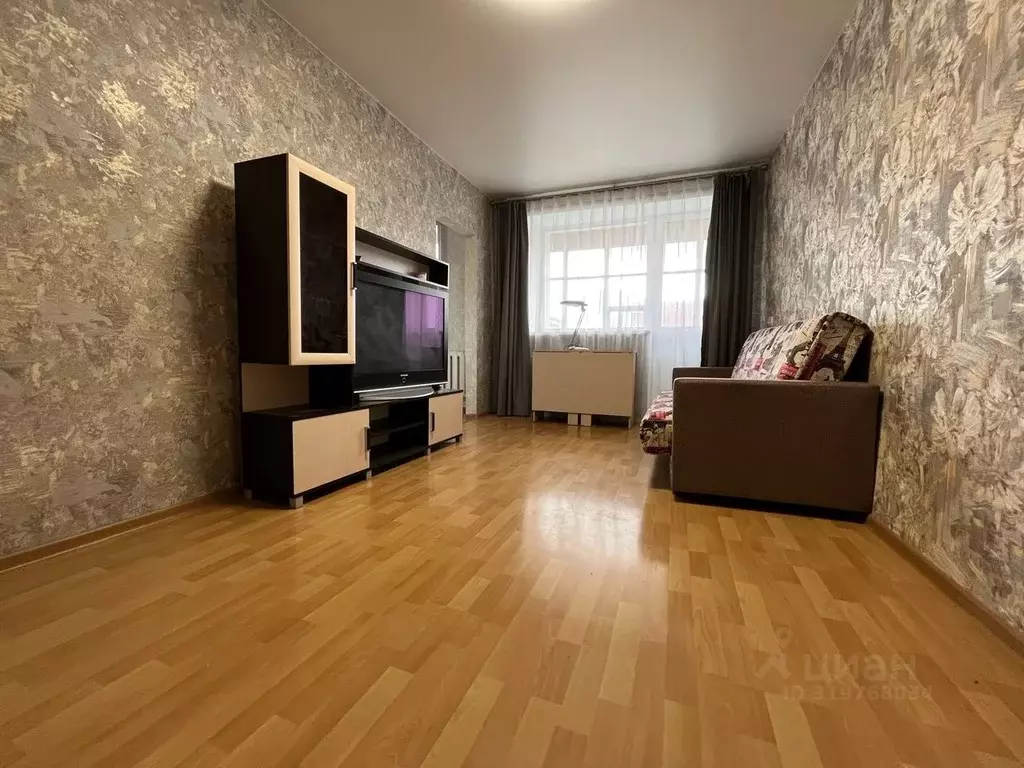 3-к кв. Кировская область, Киров ул. Ленина, 76 (70.0 м) - Фото 0