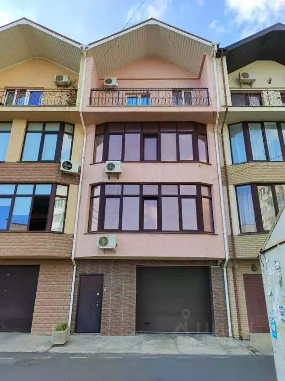 Дом в Крым, Ялта муниципальный округ, Кореиз пгт ул. Южная, 66А (240 ... - Фото 1