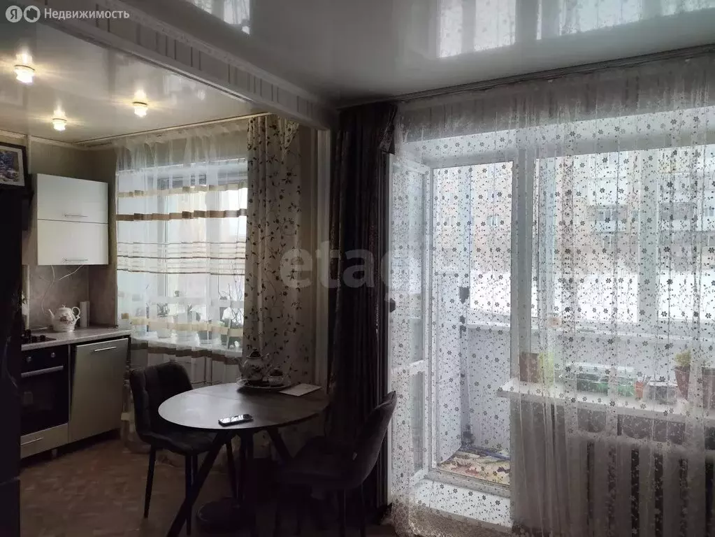 2-комнатная квартира: Сатка, улица Бочарова, 11 (45.7 м) - Фото 2