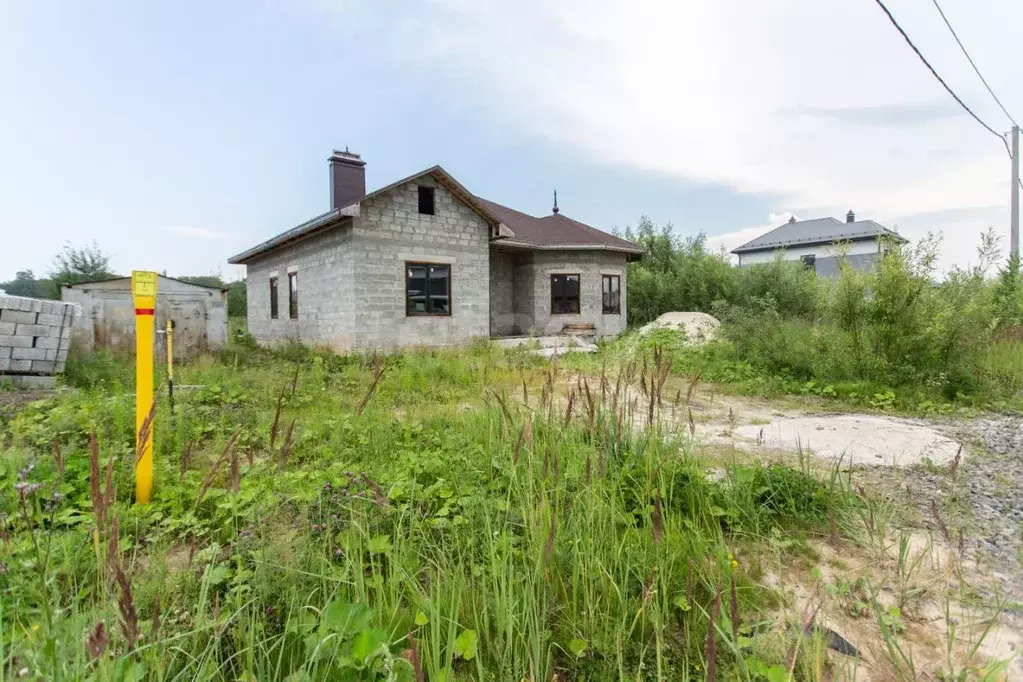 Дом в Тюменская область, Тобольск ул. Беринга, 9 (139 м) - Фото 1