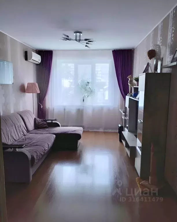 3-к кв. Башкортостан, Уфа ул. Максима Рыльского, 18 (60.1 м) - Фото 1