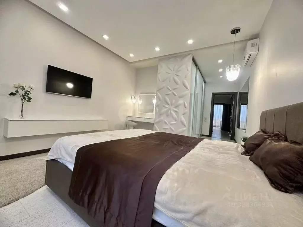 3-к кв. Удмуртия, Ижевск ул. Василия Чугуевского, 9 (90.0 м) - Фото 2