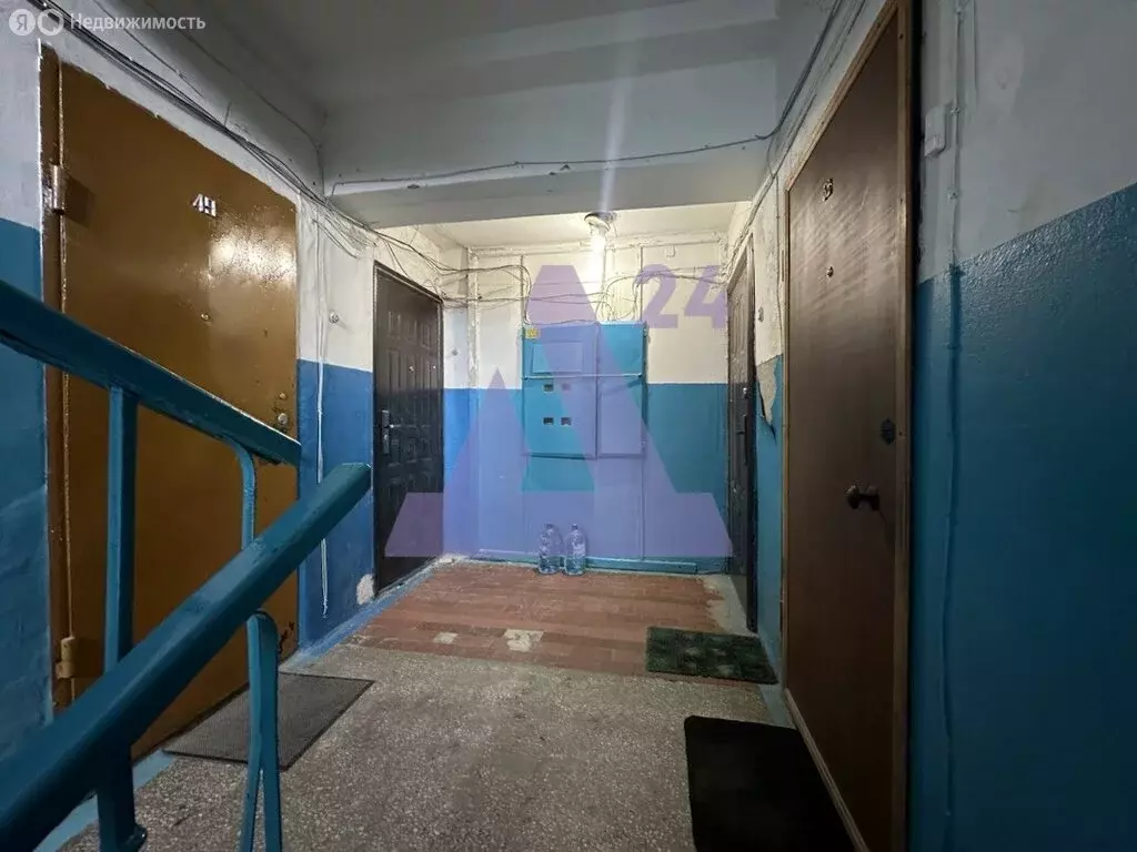 3-комнатная квартира: Барнаул, Песчаная улица, 108 (52.4 м) - Фото 2