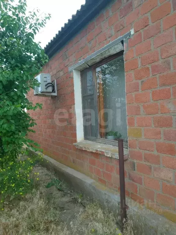 Дом в Калмыкия, пос. Яшкуль ул. Коломейцева, 28 (46 м) - Фото 1