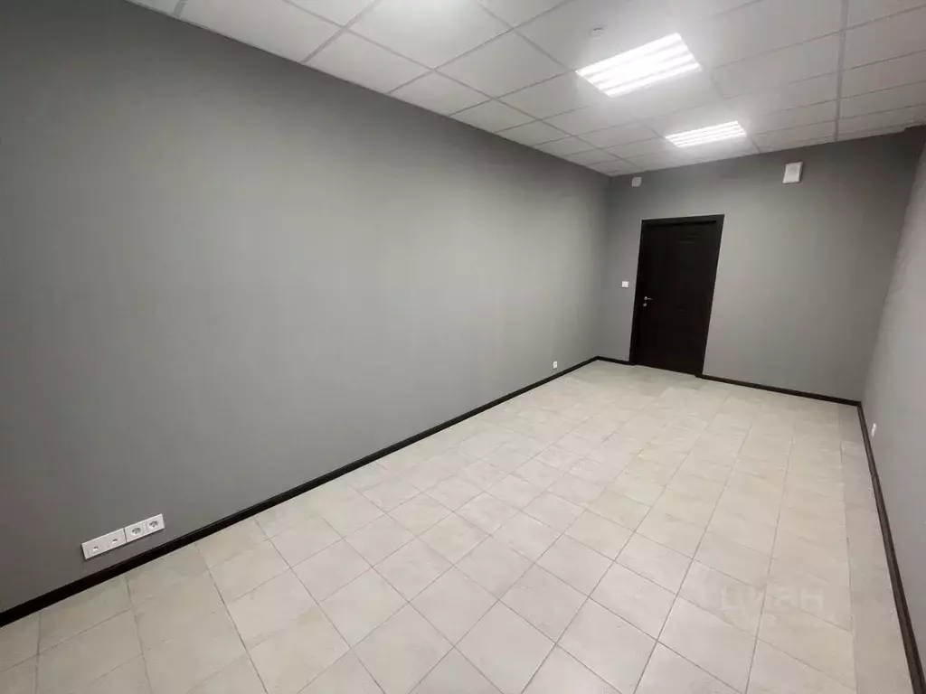 Офис в Свердловская область, Екатеринбург Эльмаш жилрайон,  (18 м) - Фото 2