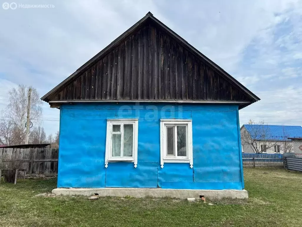 Дом в Брянская область, рабочий посёлок Дубровка, улица Гоголя (52 м) - Фото 1