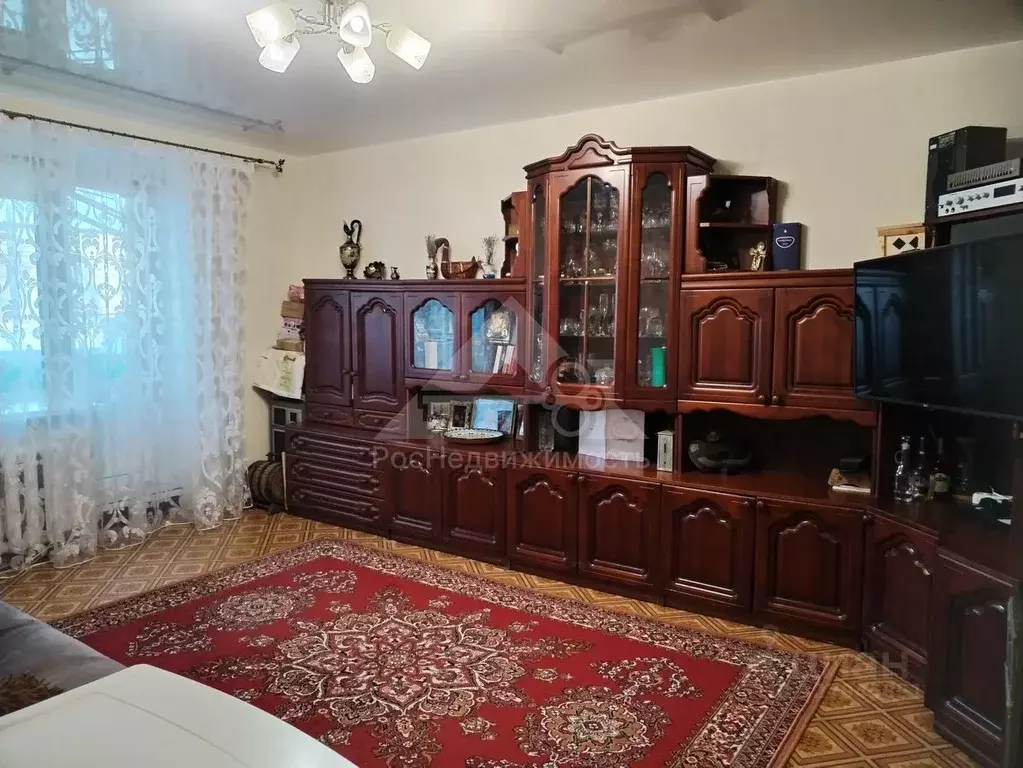 3-к кв. Владимирская область, Кольчугино ул. 50 лет Октября, 15 (65.77 ... - Фото 1