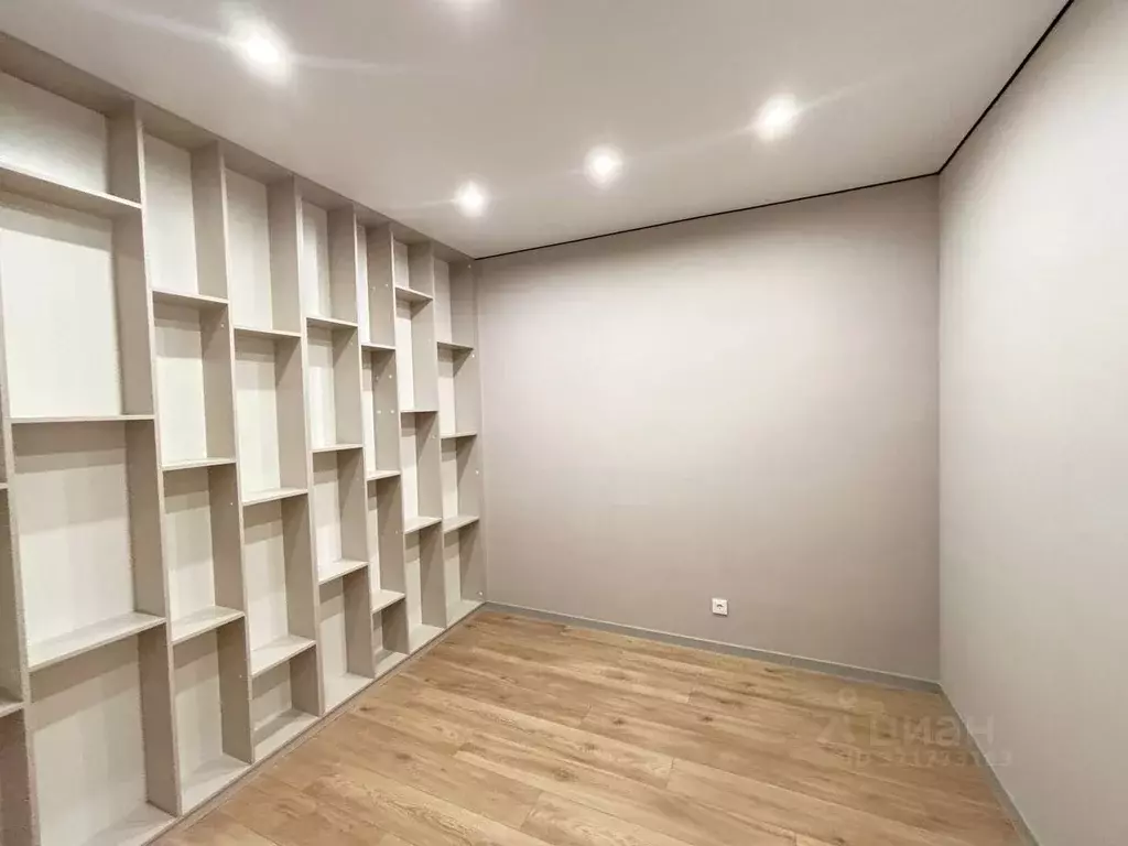 3-к кв. Пензенская область, Пенза ул. Лозицкой, 1А (72.5 м) - Фото 1