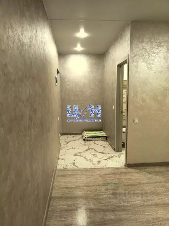 2-к кв. Курская область, Курск Хуторская ул., 51А (39.4 м) - Фото 0