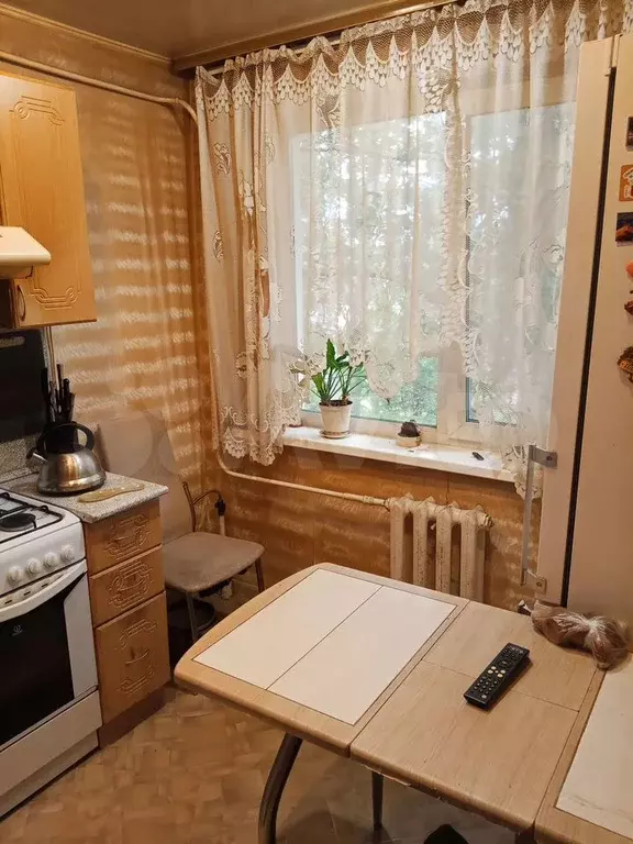 3-к. квартира, 60 м, 5/5 эт. - Фото 0