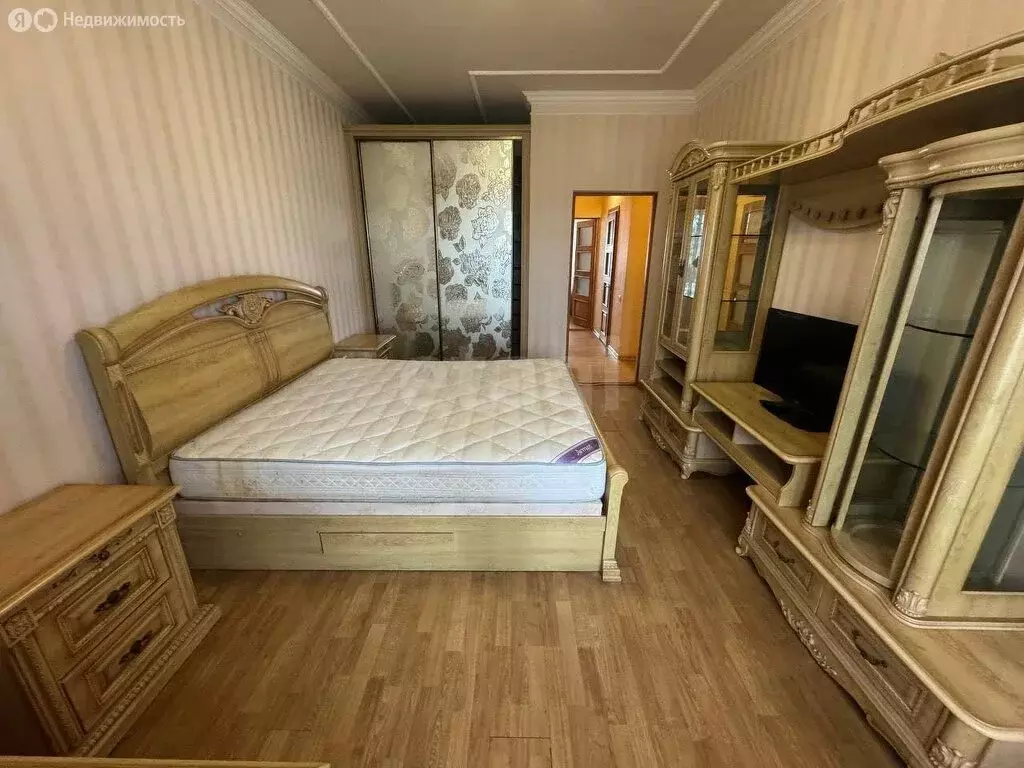 3-комнатная квартира: Симферополь, Ковыльная улица, 86 (97.4 м) - Фото 1