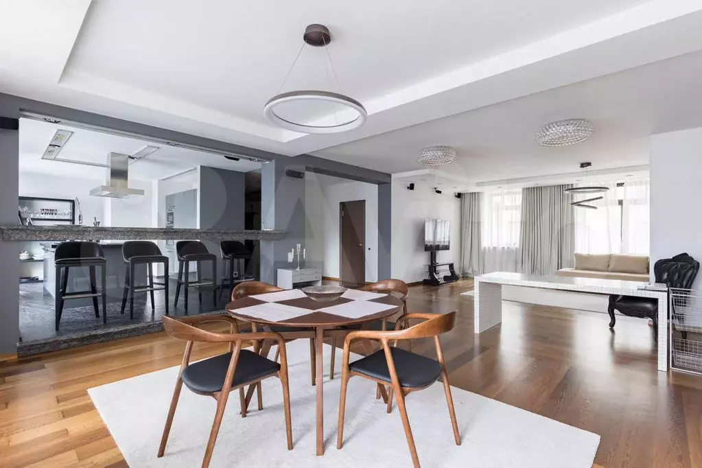 3-к. квартира, 230 м, 6/7 эт. - Фото 0