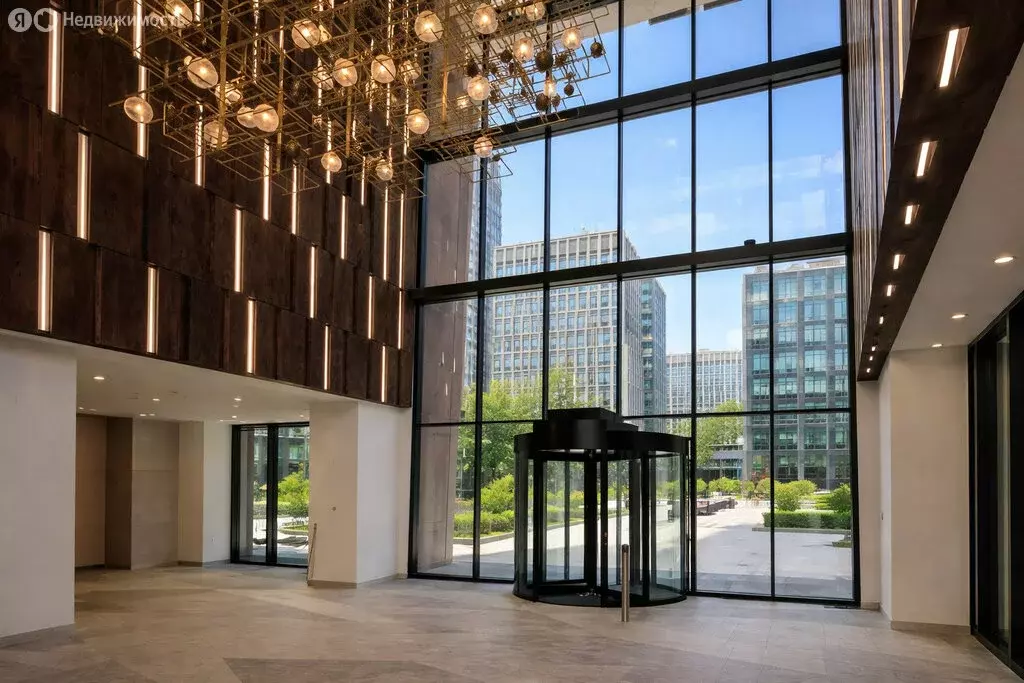 1-комнатная квартира: Москва, улица Светланова, 11к2 (70.4 м) - Фото 1