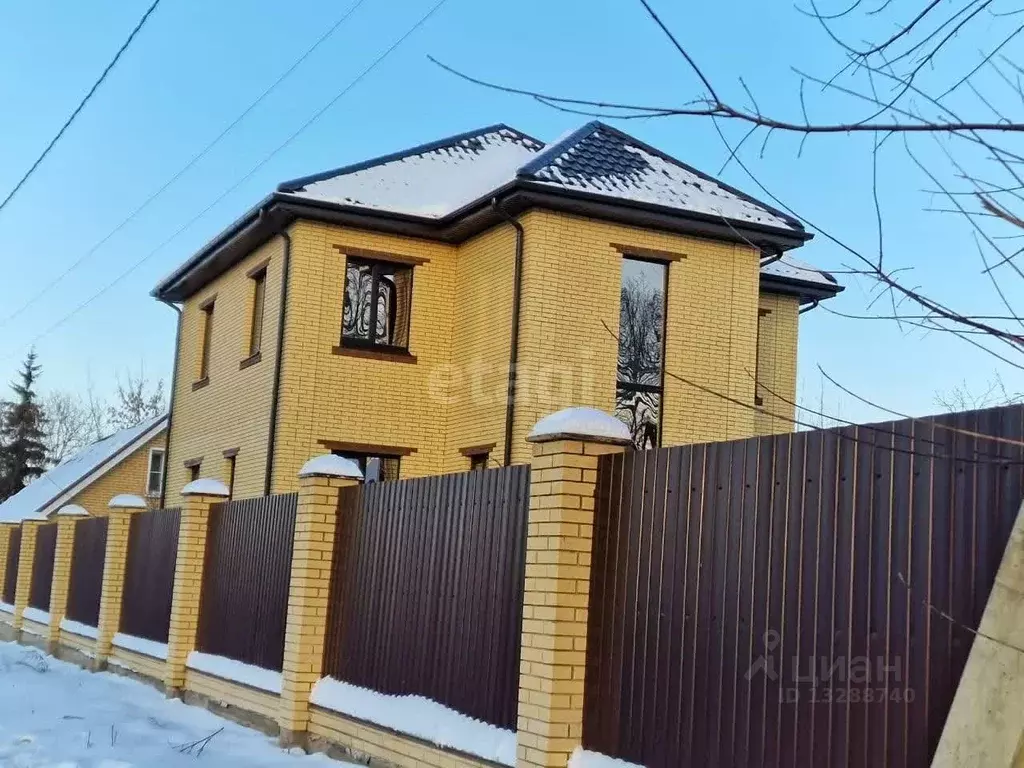 Дом в Орловская область, Орел ул. Медведева (177 м) - Фото 1