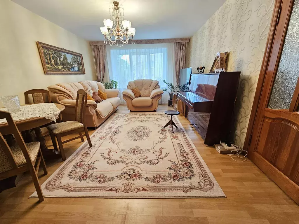 Продаётся 3-к квартира, 589 м - Фото 1
