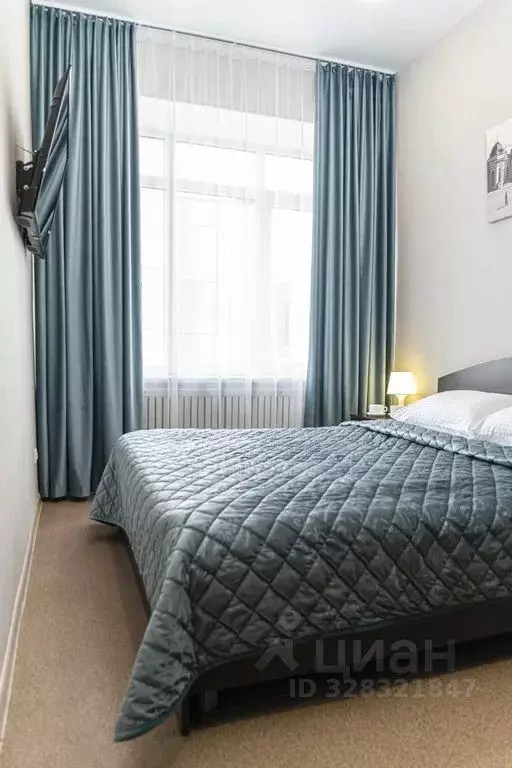 Комната Иркутская область, Иркутск ул. Октябрьской Революции, 11 - Фото 1