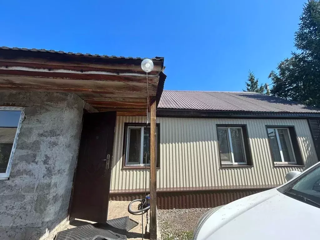 Дом в Оренбургская область, пос. Саракташ ул. Пономарева, 21 (58.0 м) - Фото 1