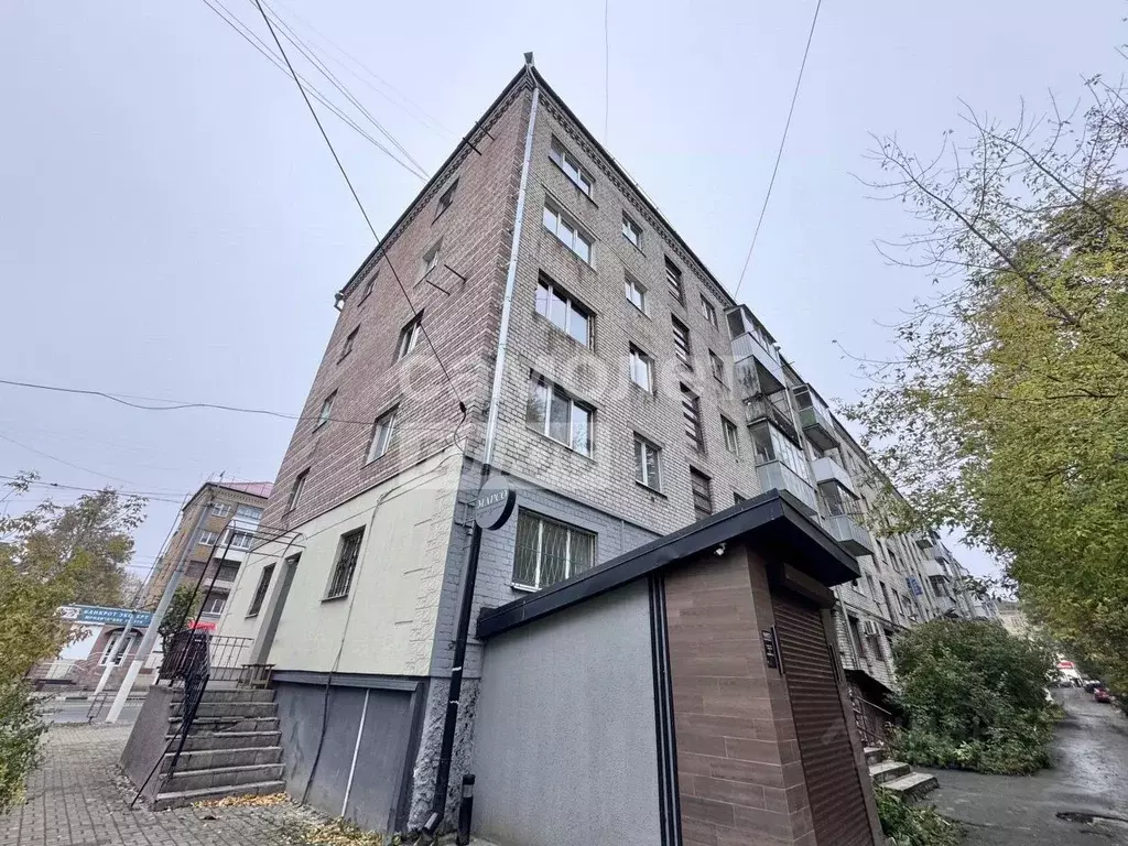 2-к кв. Брянская область, Брянск просп. Ленина, 13 (42.8 м) - Фото 2