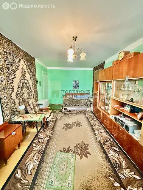 3-комнатная квартира: Красноярск, улица 60 лет Октября, 106 (61.5 м) - Фото 1