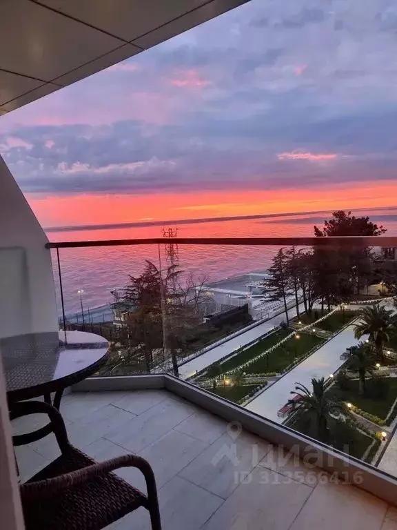 2-к кв. Краснодарский край, Сочи Лучезарная ул., 18/4А (45.0 м) - Фото 2