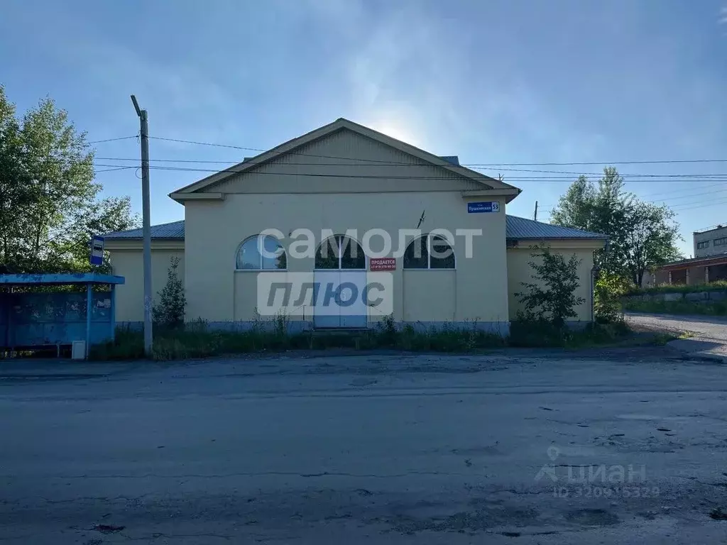 Помещение свободного назначения в Свердловская область, Серов ... - Фото 1
