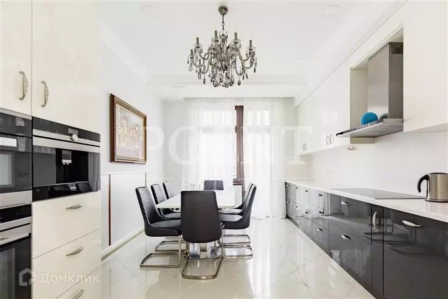 Продаётся 4-к квартира, 204 м - Фото 0