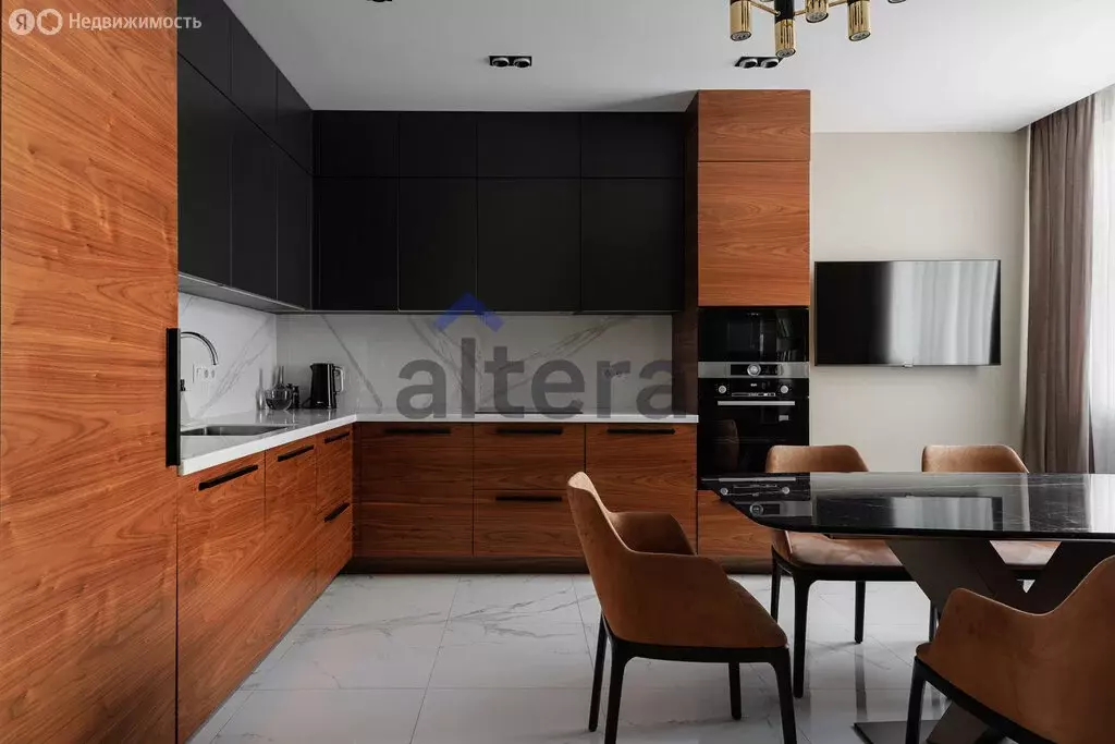 3-комнатная квартира: Казань, улица Шуртыгина, 7 (97.4 м) - Фото 0