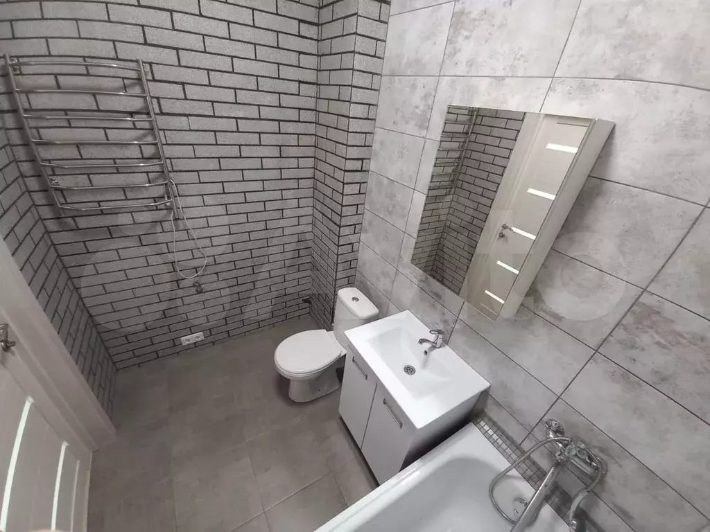 1-к. квартира, 35 м, 1/3 эт. - Фото 1