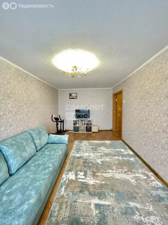 3-комнатная квартира: Ишим, Сургутская улица, 4 (62.8 м) - Фото 2