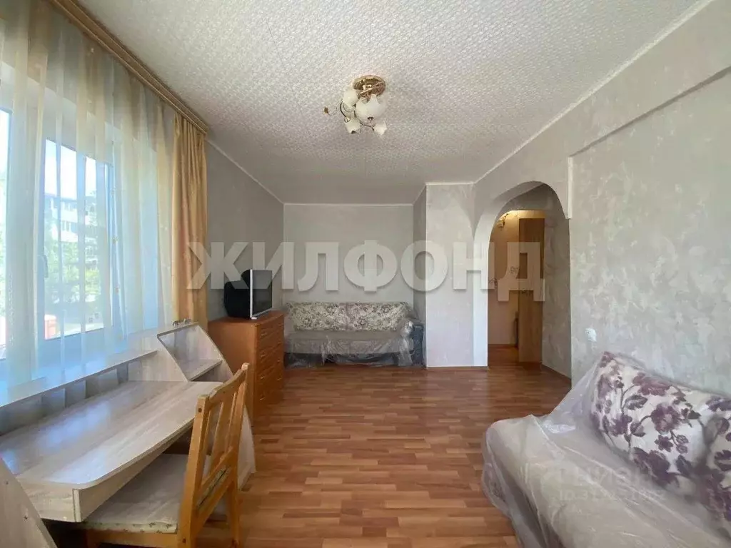1-к кв. Брянская область, Брянск ул. Молодой Гвардии, 83 (30.7 м) - Фото 0