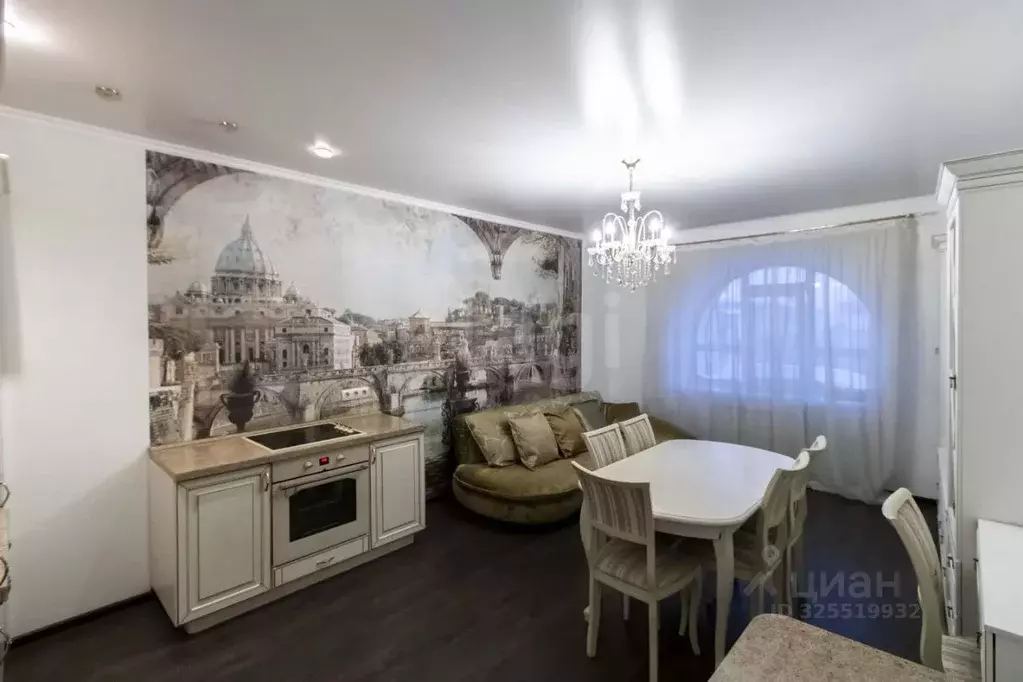 2-к кв. Тюменская область, Тюмень ул. Урицкого, 14 (74.2 м) - Фото 1